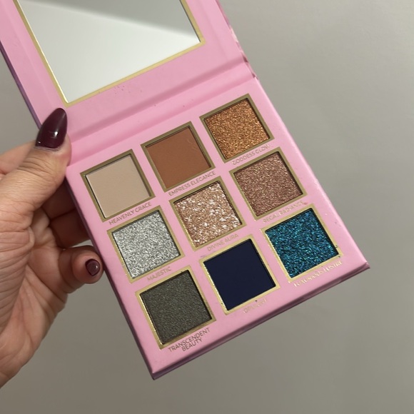 ELOISE BEAUTY GODDESS EYESHADOW PALETTE FULLSIZE 9 SHADES NIB - Picture 3 of 3